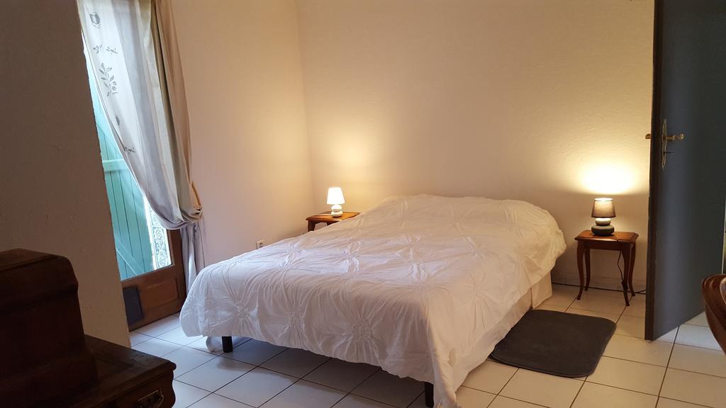 Aux Oliviers Otel Homps  Dış mekan fotoğraf