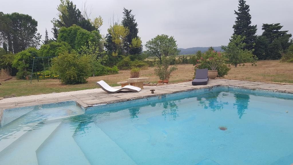Aux Oliviers Otel Homps  Dış mekan fotoğraf