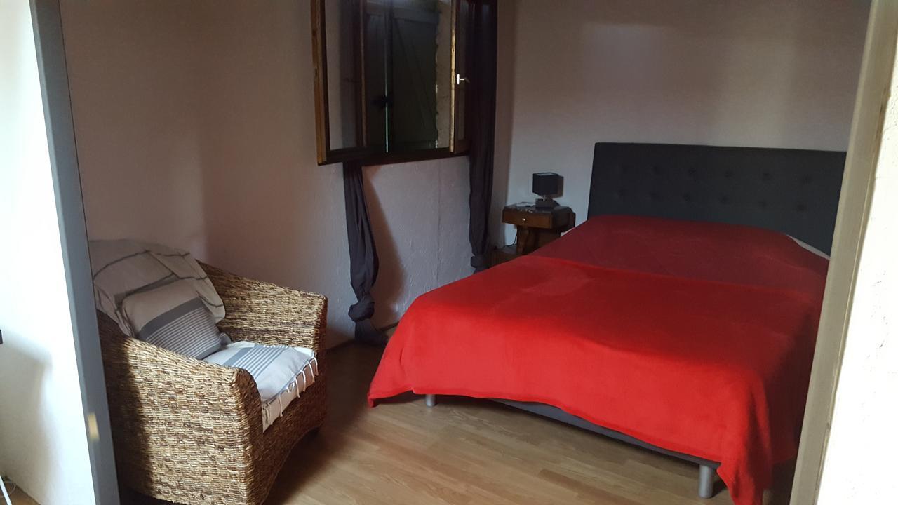 Aux Oliviers Otel Homps  Dış mekan fotoğraf