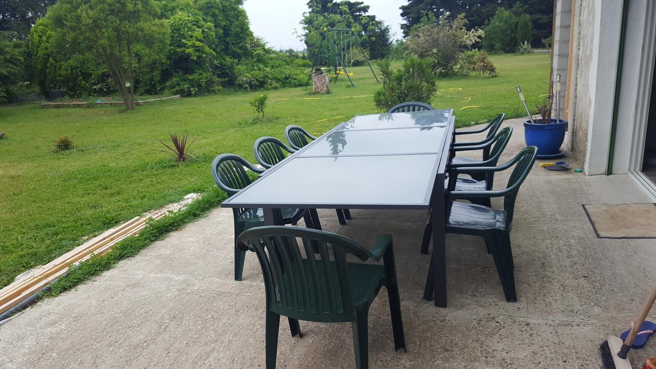 Aux Oliviers Otel Homps  Dış mekan fotoğraf