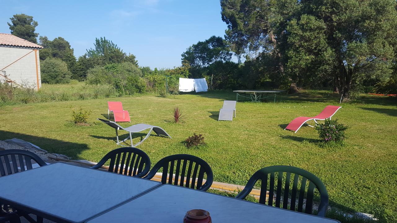 Aux Oliviers Otel Homps  Dış mekan fotoğraf