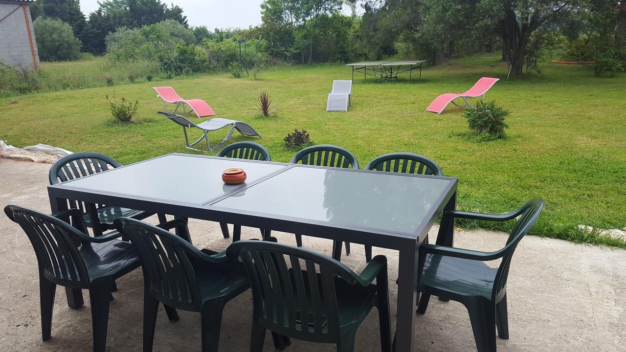 Aux Oliviers Otel Homps  Dış mekan fotoğraf