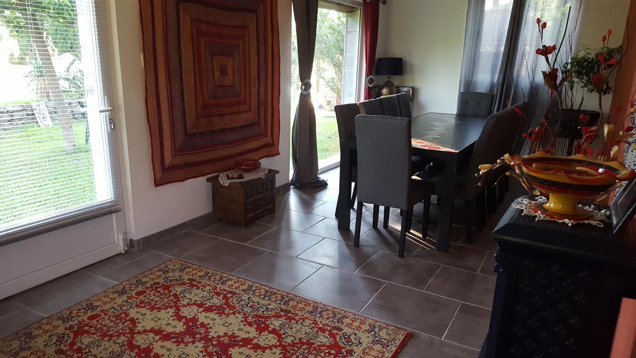 Aux Oliviers Otel Homps  Dış mekan fotoğraf