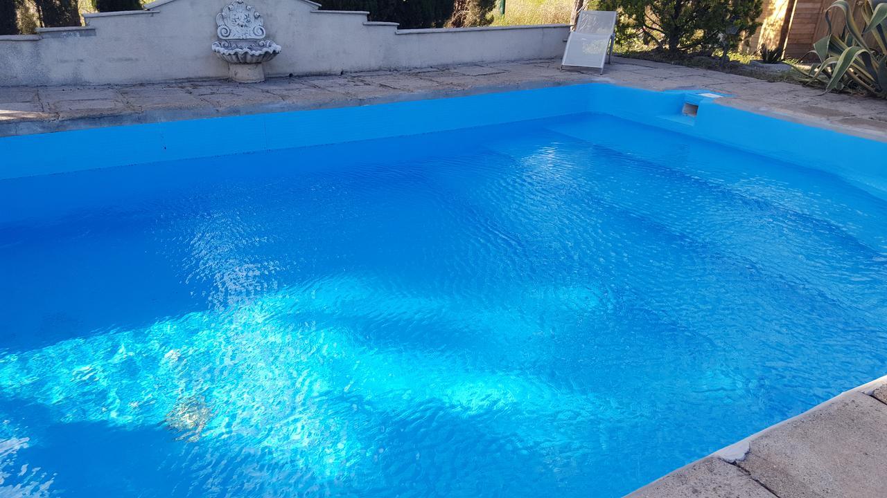 Aux Oliviers Otel Homps  Dış mekan fotoğraf